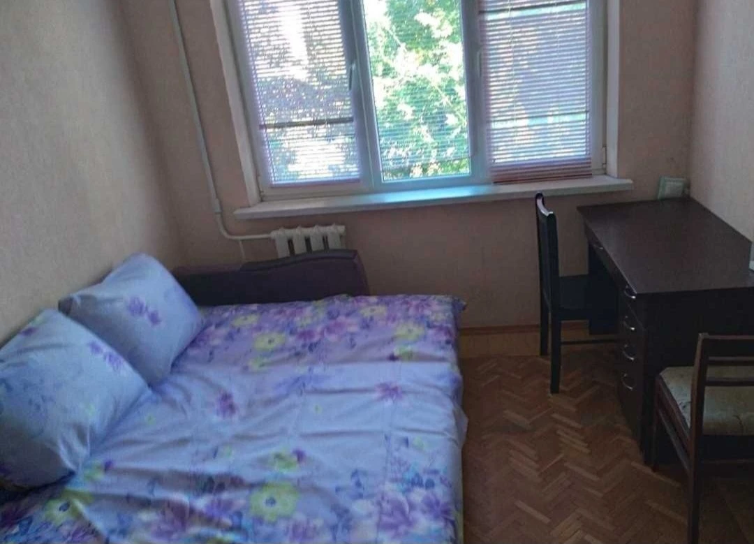 Sale of a 2-room apartment in Pavlov Pole, metro 23 August, Center, house