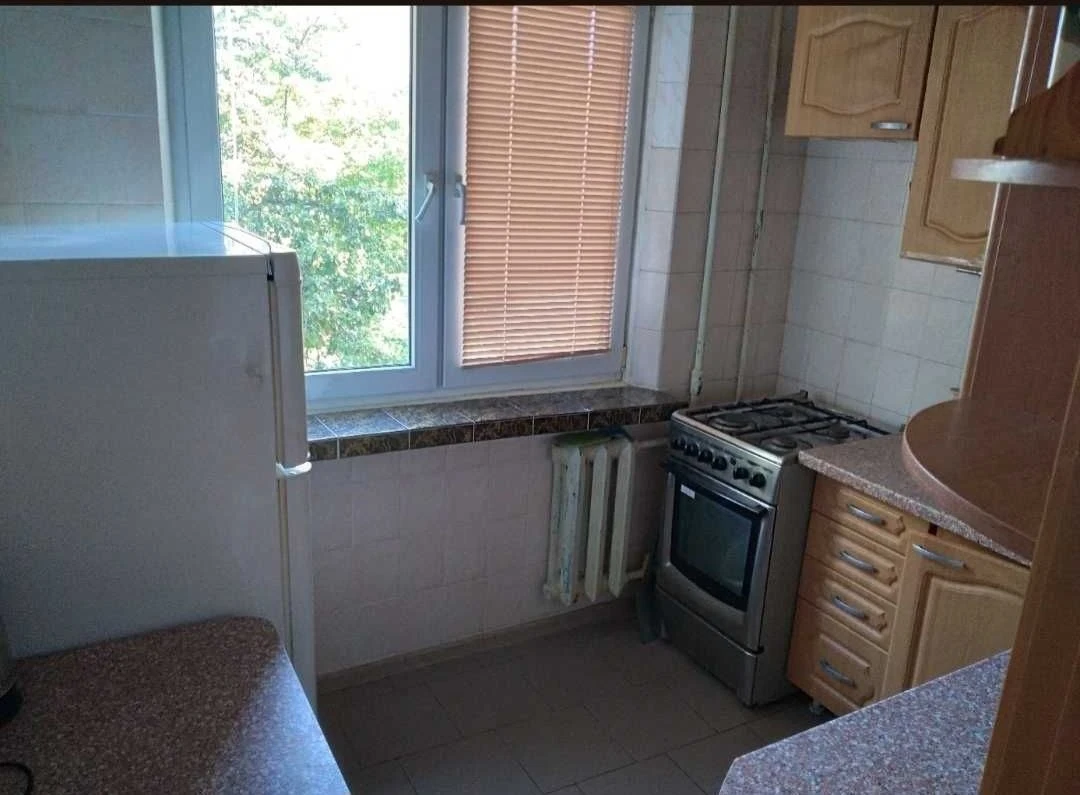 Sale of a 2-room apartment in Pavlov Pole, metro 23 August, Center, house