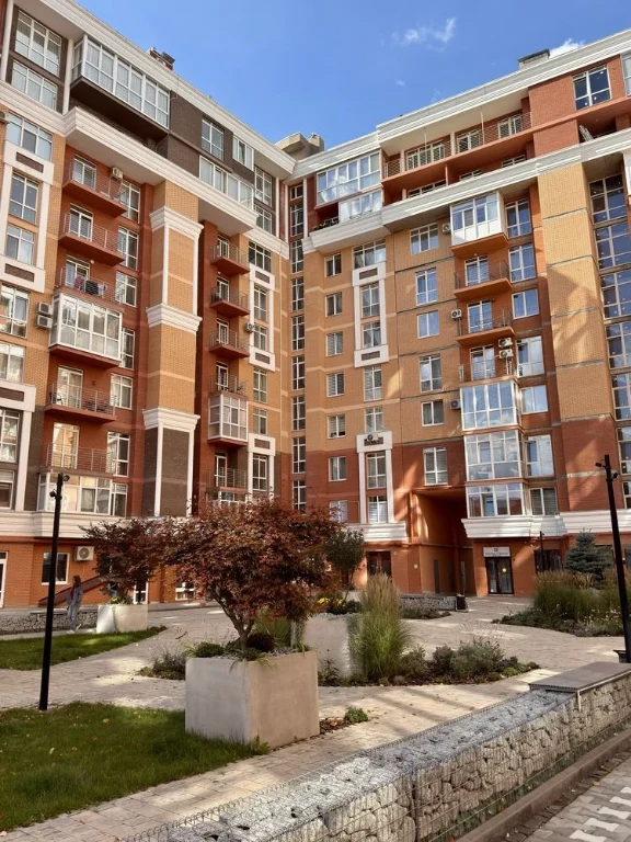 Sale of 1-room apartment in a new building, near McDonald's