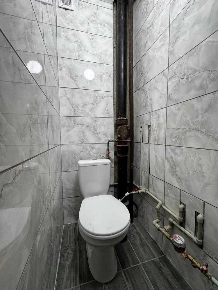 Sale of a 3-room apartment, Konyakina Street