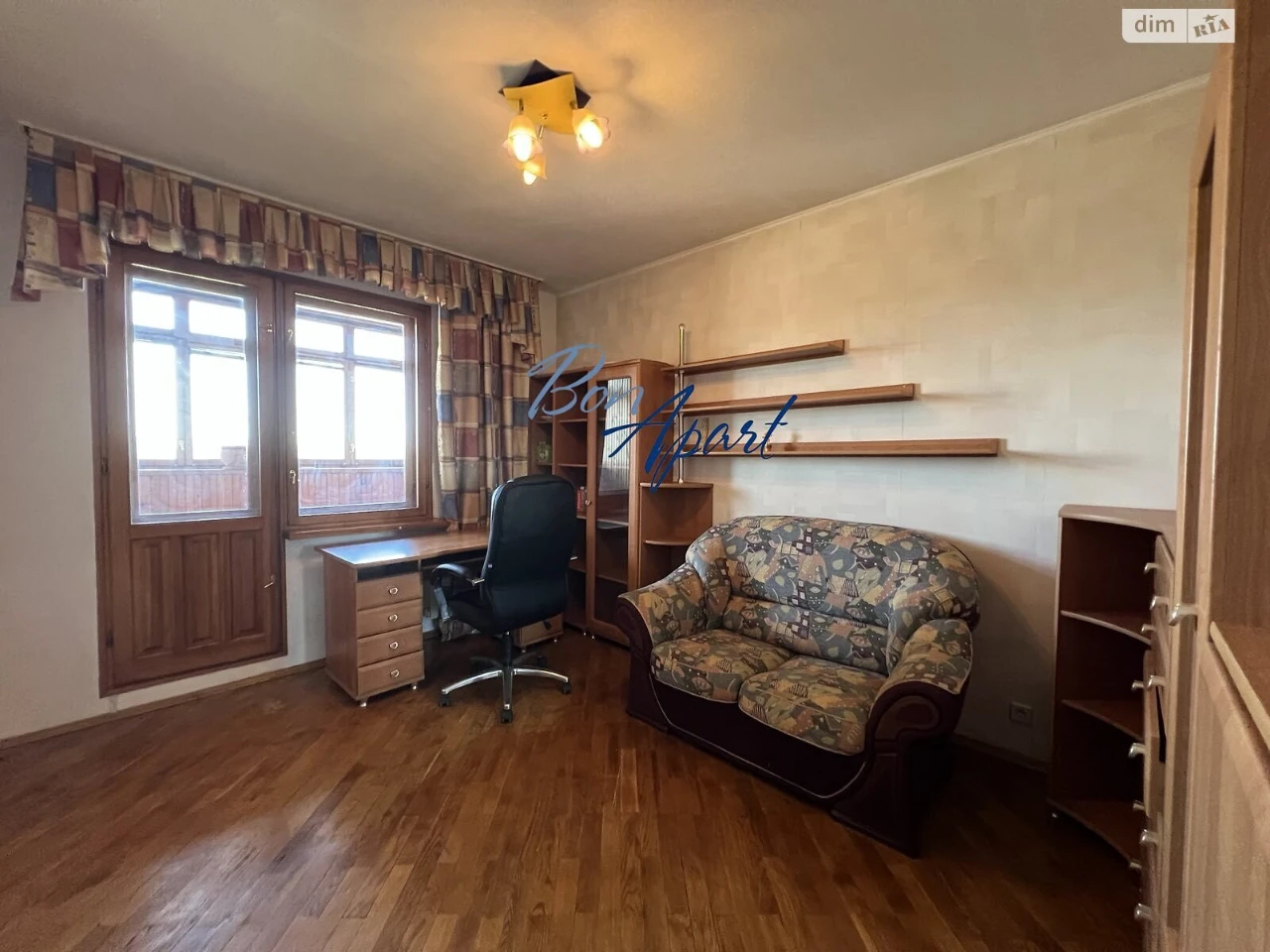 Long-Term Rental Apartment, Holosiiv