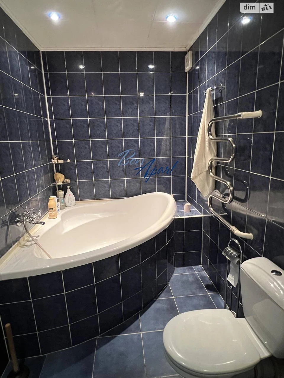 Long-Term Rental Apartment, Holosiiv