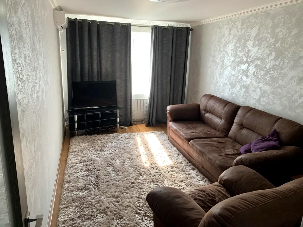 Оренда квартири 3-кімн. 70 м² 16/16 пов.