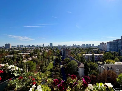 Квартира. Київ, Ушинського вул.