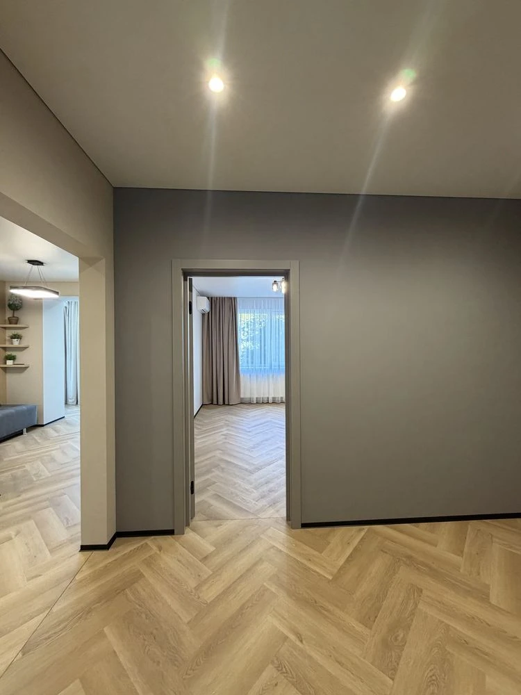 Квартира на 4 поверсі по вулиці Чорновола біля Парку Шевченк