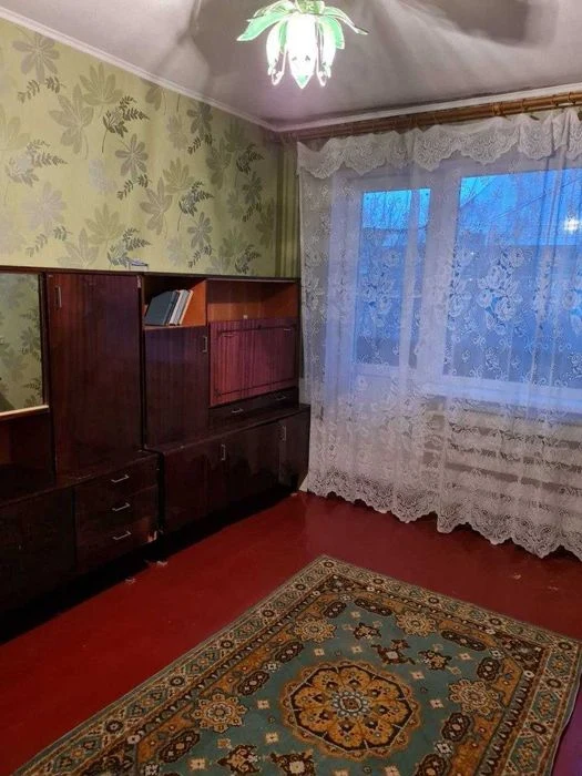 Rare 2-room apartment near Saltovskaya and Studencheskaya metro stations!