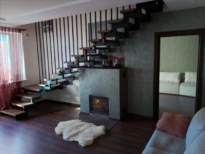 Enjoy the comfort of a home in a practical apartment!