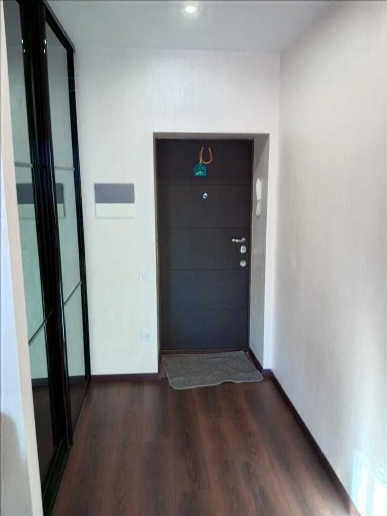 Enjoy the comfort of a home in a practical apartment!