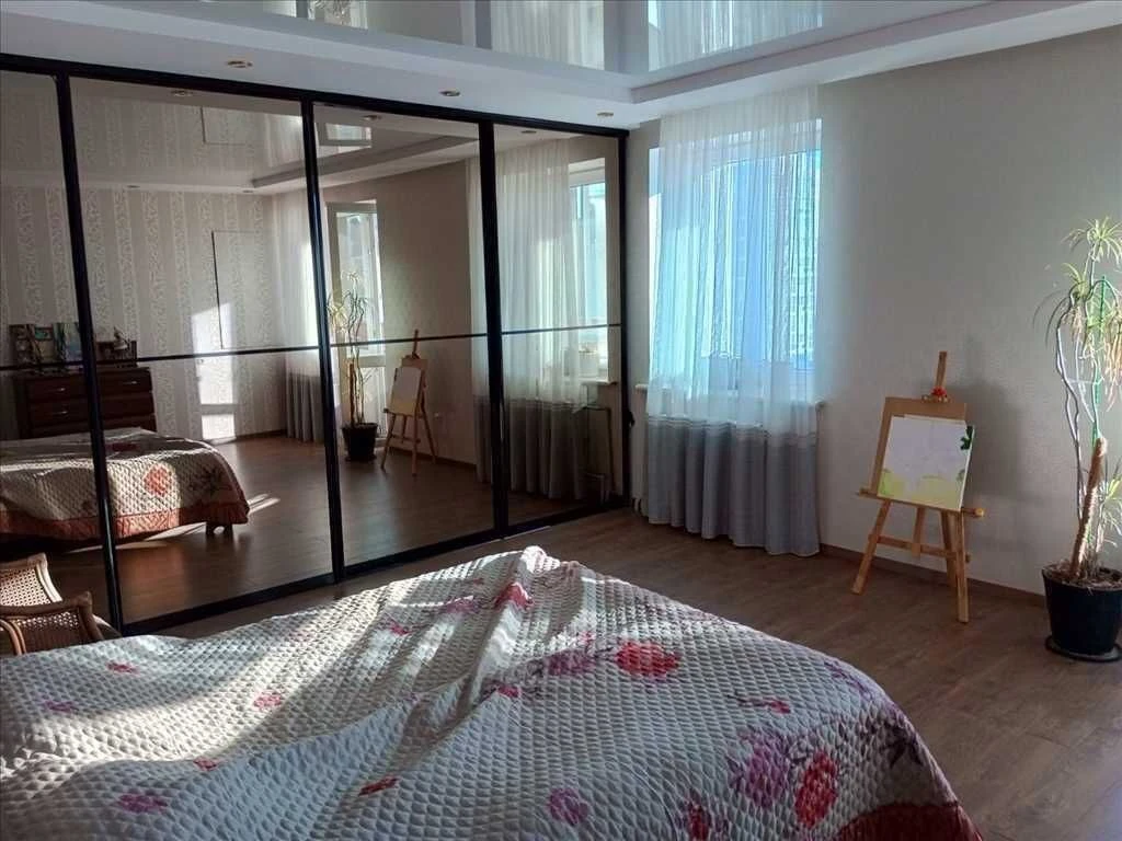Enjoy the comfort of a home in a practical apartment!
