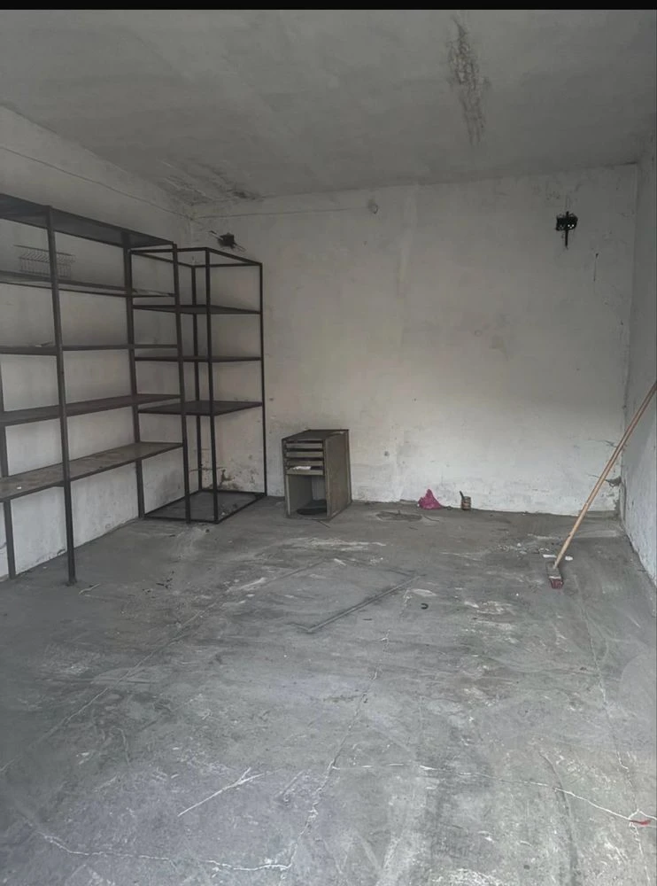 For Sale: Garage in Cooperative Sad