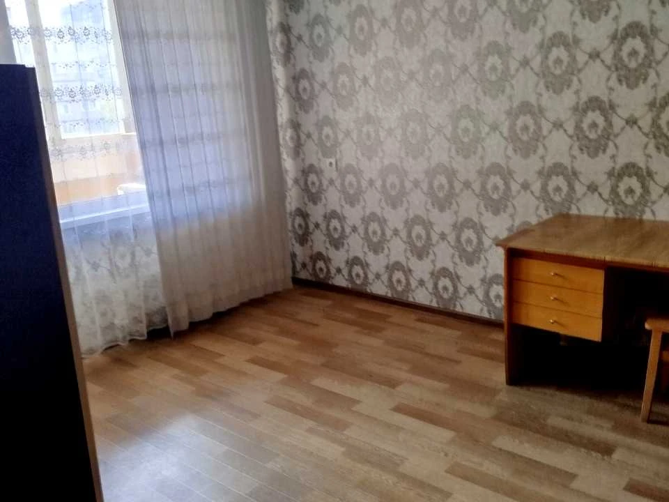 Apartment. Kyiv, Zodchikh St.