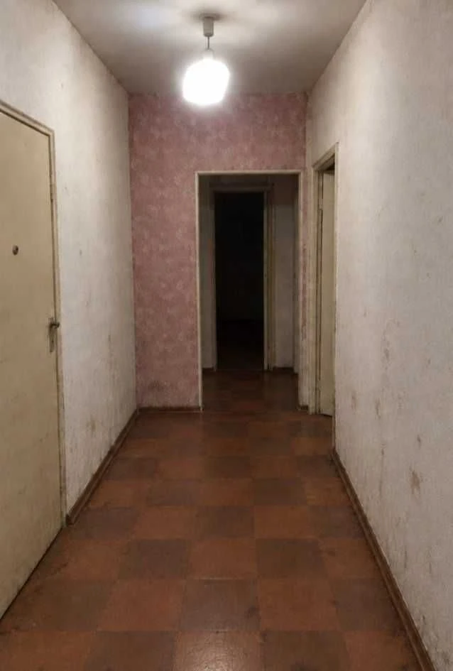 Продаж 2к квартири Тополь -3 Панікахи вул. 77 а Шевченківськ