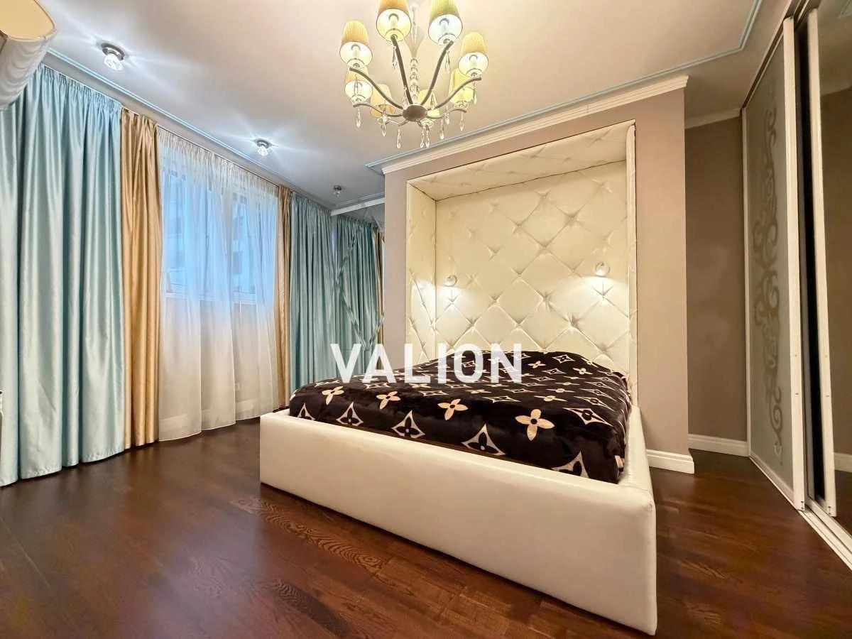 Sale of a 2-room apartment of 75 m², Tankovaya, 4g