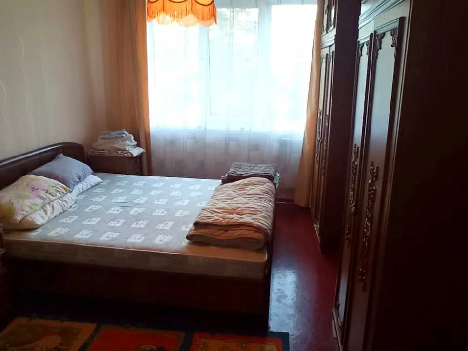 Apartment. Alexander Makhova Street, Sviatoshyn, Borschivka.
