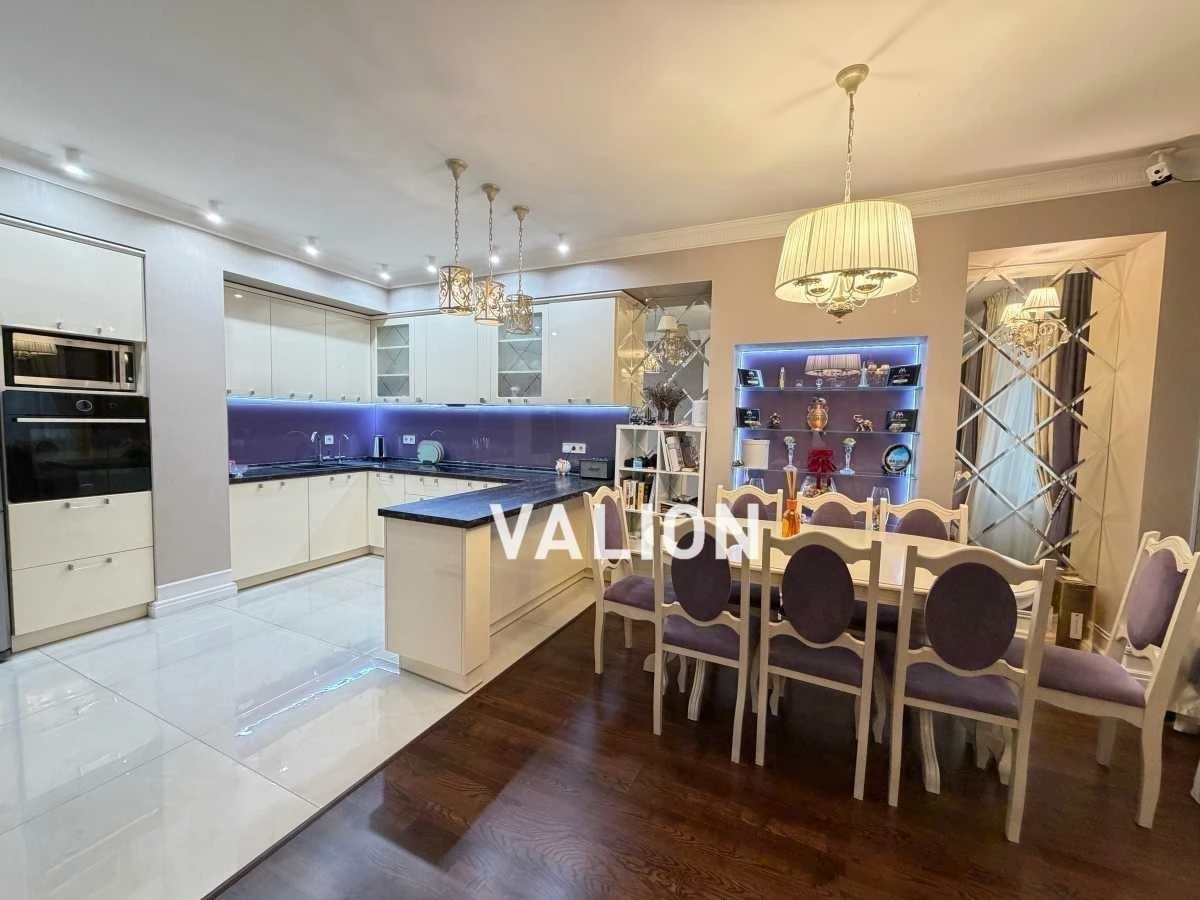 Sale of a 2-room apartment of 75 m², Tankovaya, 4g