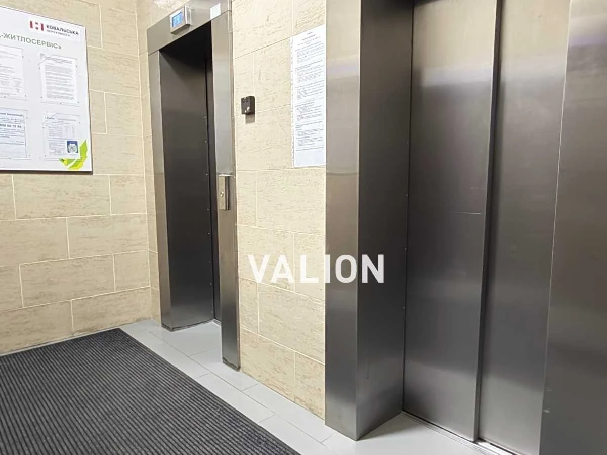 Sale of a 2-room apartment of 75 m², Tankovaya, 4g