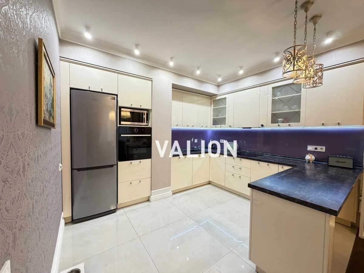 Sale of a 2-room apartment of 75 m², Tankovaya, 4g