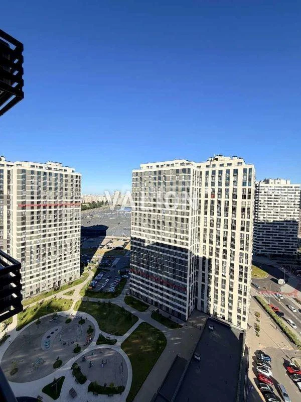 Продажа 2-комнатной квартиры, ул. Александра Олеся 10