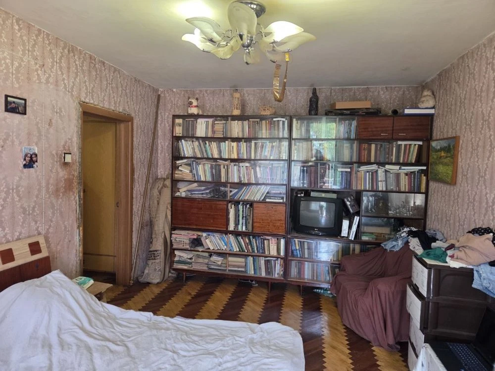 Продаж 2-кімнатної квартири, Сихів