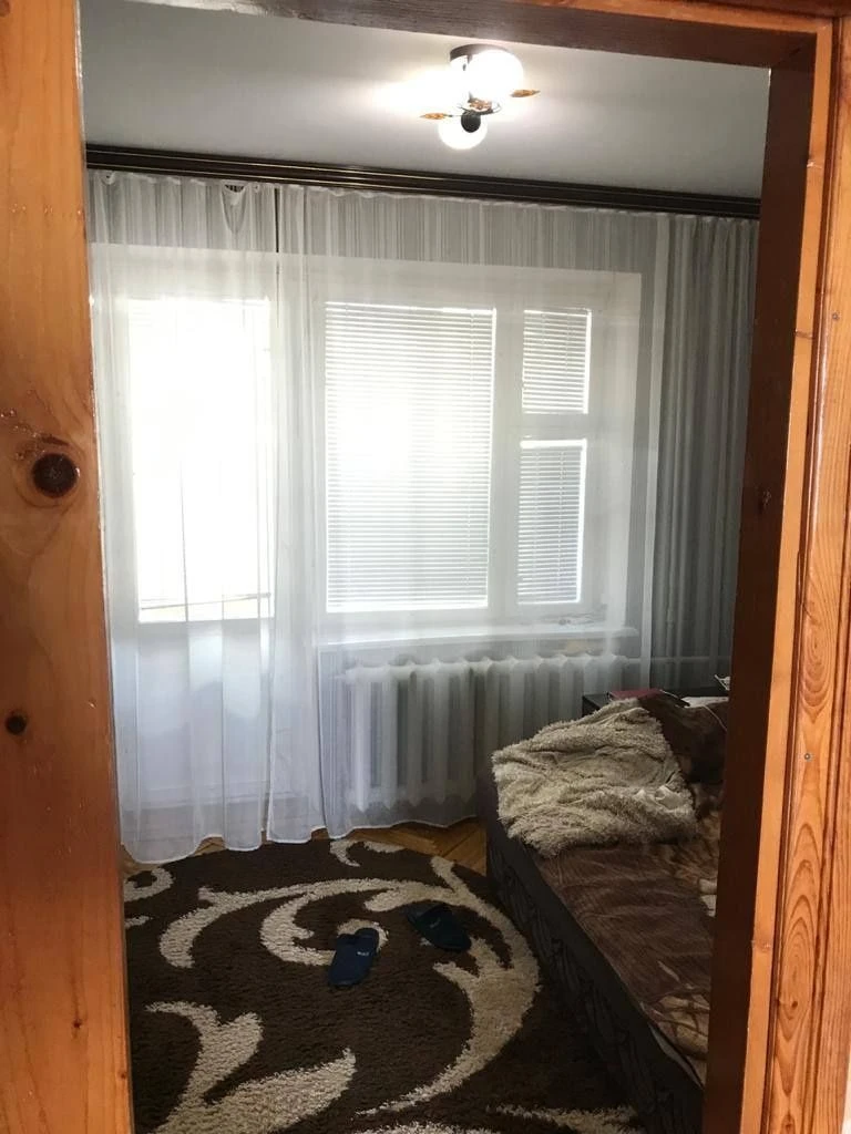 Продаж 2-х кімнатної квартири Вернадського 34