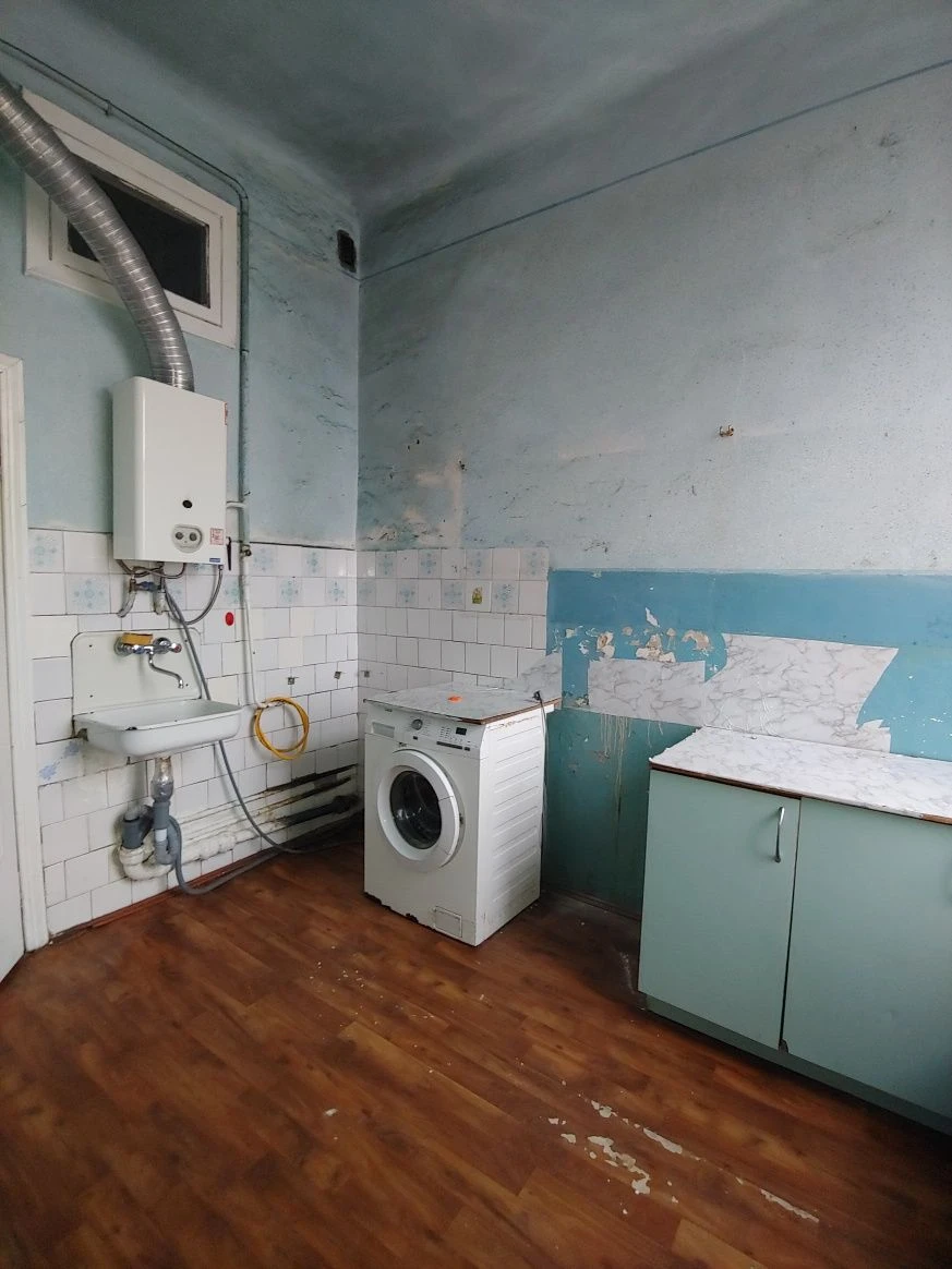 продаж 1кім квартири по вул. Марка Вовчка