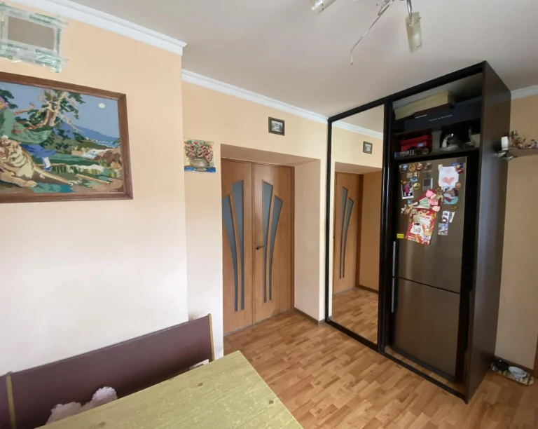 Продаж 4-к.квартири по вулиці Яна Жижки,центр,площа Ринок,Оп