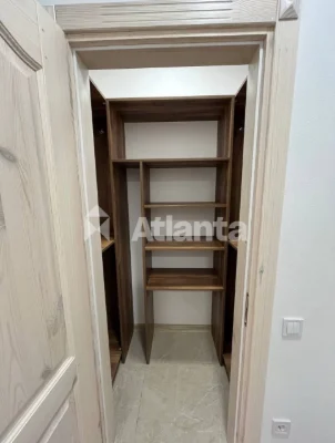 Продаж квартири в новобудові.