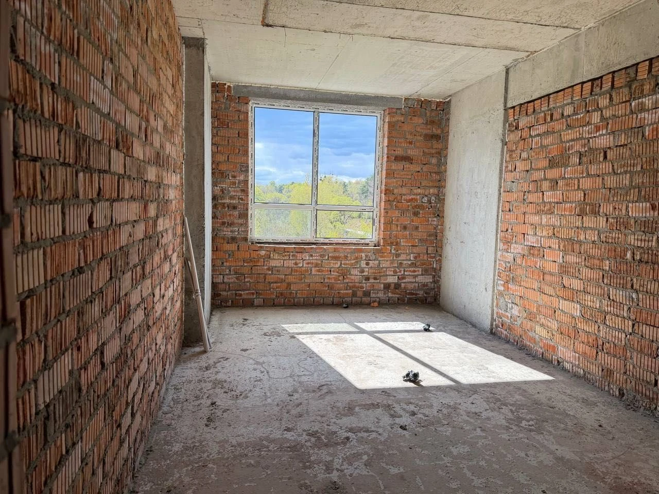 WITHOUT commission/sale of 2-room apartment 81.3m, residential complex on Mykolaychuk 38,