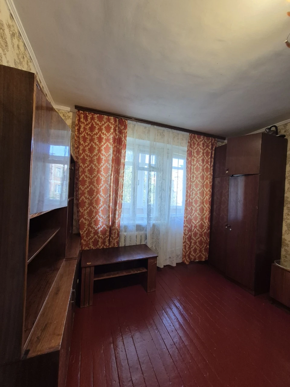 Продаж 1-кімнатної  квартири  по вул. Соборності ( Доценка)