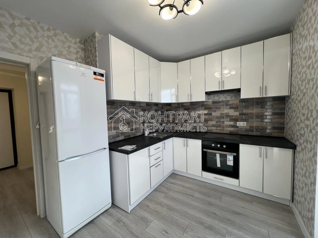 2-Bedroom Apartment in "Ptashka" Residence