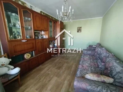 91166 Продам 2 комнатную квартиру с раздельными комнатами на
