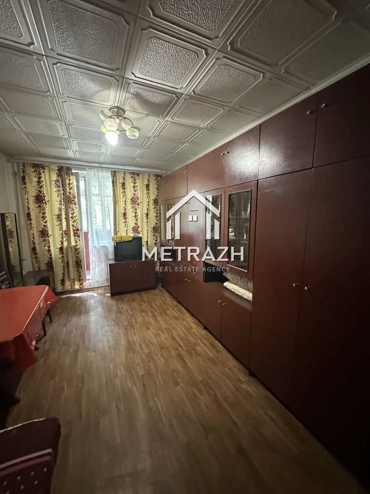 91812 Продам 2 комнатную квартиру на вул. Ахсарова