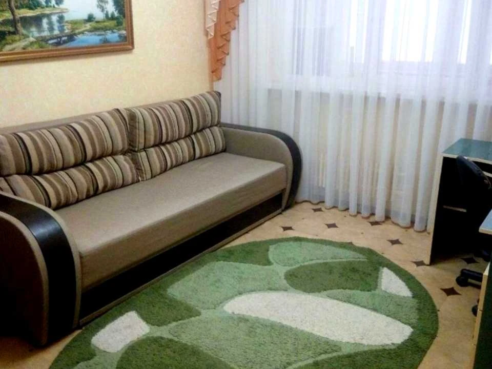 Apartment. Kharkiv, Gvardeytsiv-Shyronintsiv st.