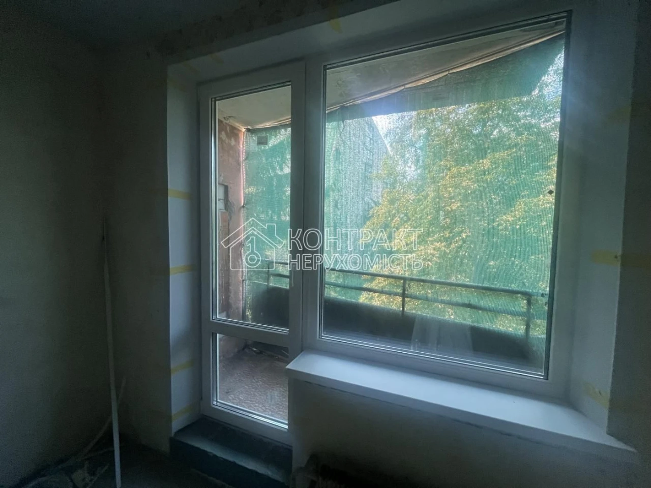 Продам 3-к кв під ремонт на ХТЗ (ст.м.Масельського) 4/12 пов