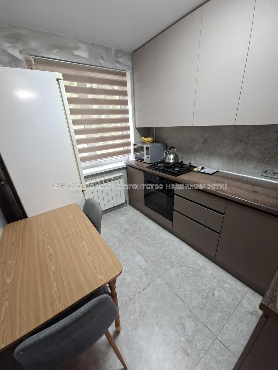 Selling a 1-room apartment with renovations at 22nd Hospital Street, New