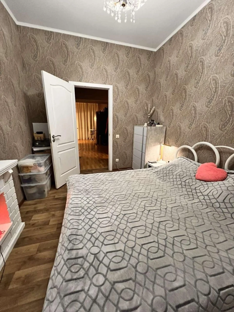 3 к.,75 м2,вул.Чорноглазівська,10