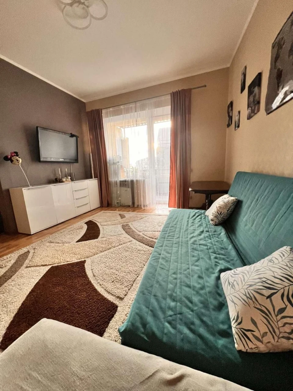 3 к.,75 м2,вул.Чорноглазівська,10