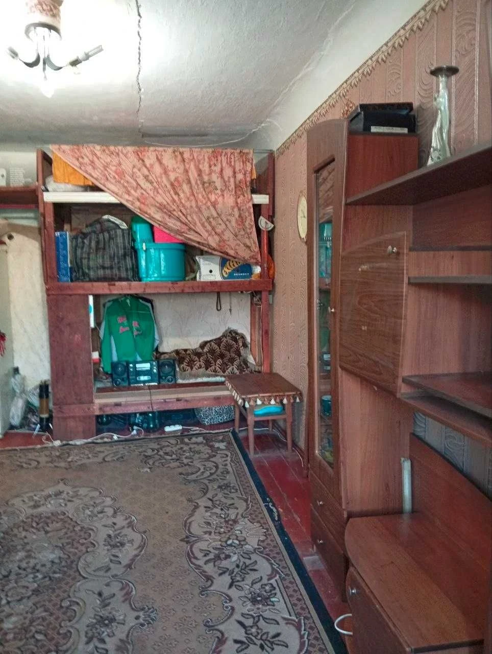 Продаж 2 кімнатної квартири, р-н Одеської, пр. Байрона.