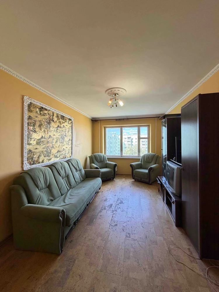 Three-room apartment in Boiarka