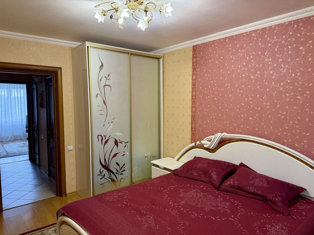Продам 3-кв. вул. Гоголя