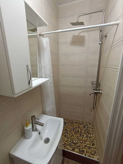 Selling a real 1-room studio in a new building. Nearest metro station: Nauchnaya and