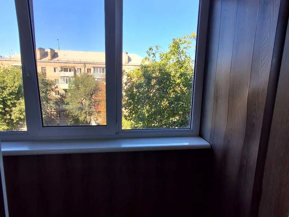 Apartment. Zaporizhzhia, Stal'evariv Street