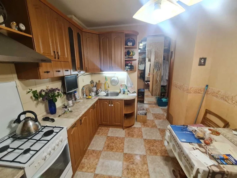 Сдам 2-комнатную квартиру, Каштанова 13