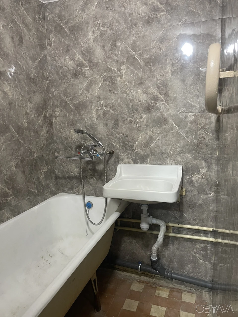 Selling 1-room apartment without commission.
