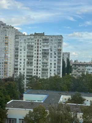 Selling 1-room apartment without commission.