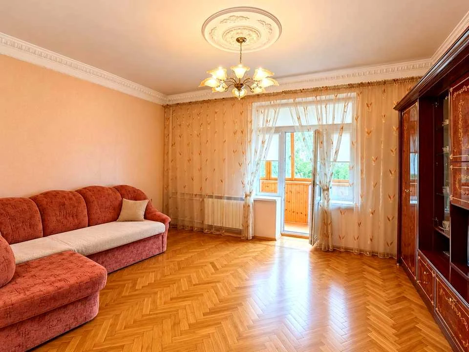 Квартира. Київ, Білоруська вул.