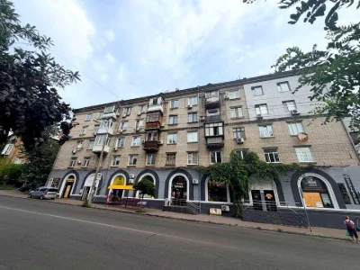 Квартира. Київ, Білоруська вул.