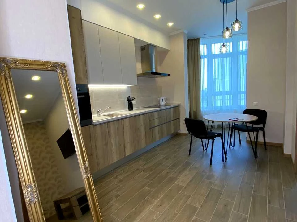 Apartment. Odessa, Italski Boulevard.
