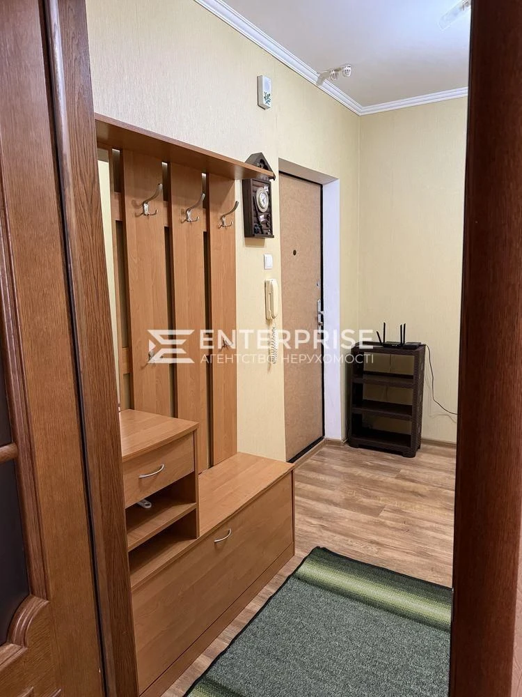 Продаж 1-кімнатної квартири в м. Київ по вул. Урлівська,19.