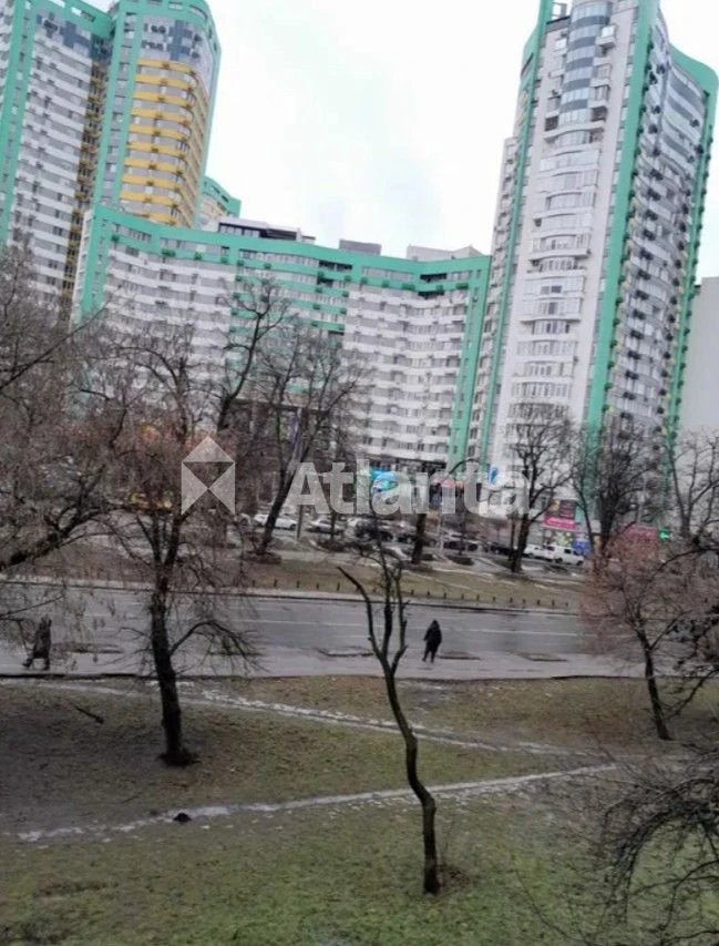 Продаж 2к на Оболоні, Мінський масив, Пріорка